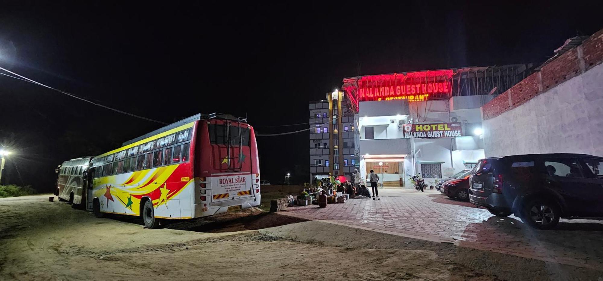Hotel Nalanda Guest House Екстер'єр фото
